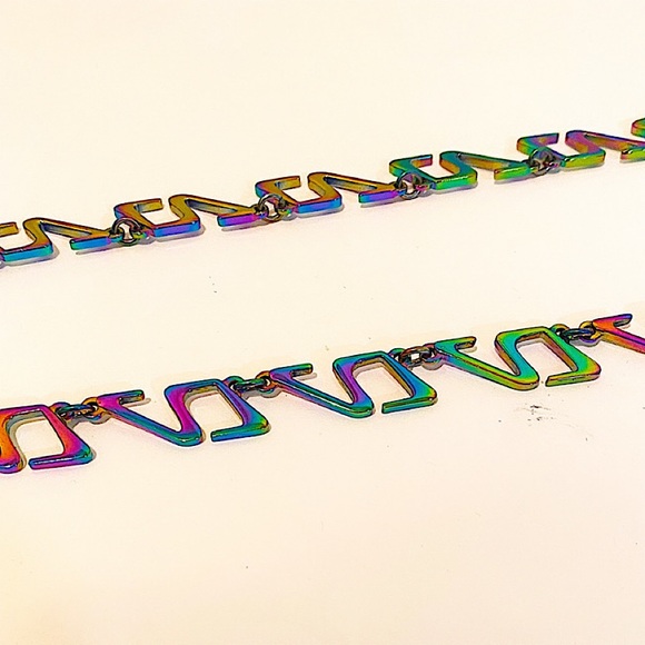 Authentic Vuitton x Virgil Abloh 2024 Rainbow Collier LV Link Necklace - Picture 5 of 10
